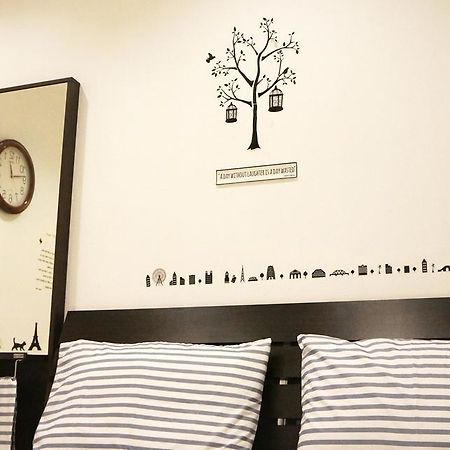 Wake Up Hostel Банкок Екстериор снимка