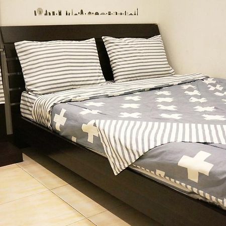 Wake Up Hostel Банкок Екстериор снимка
