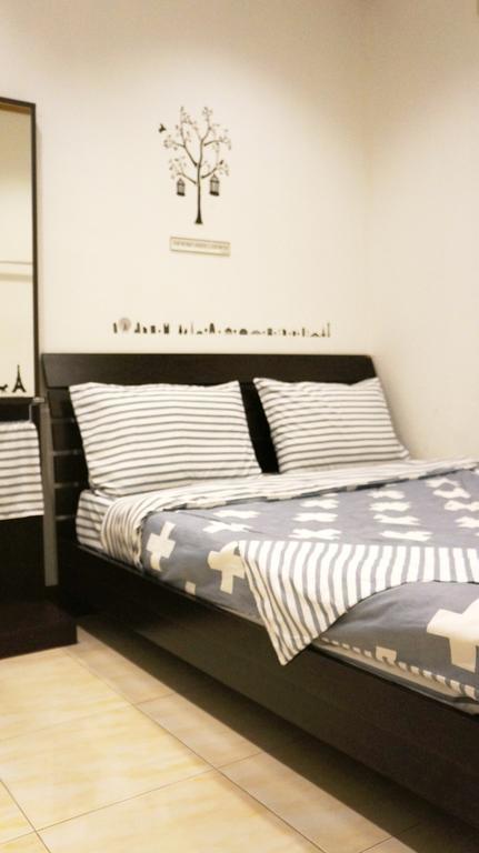 Wake Up Hostel Банкок Екстериор снимка