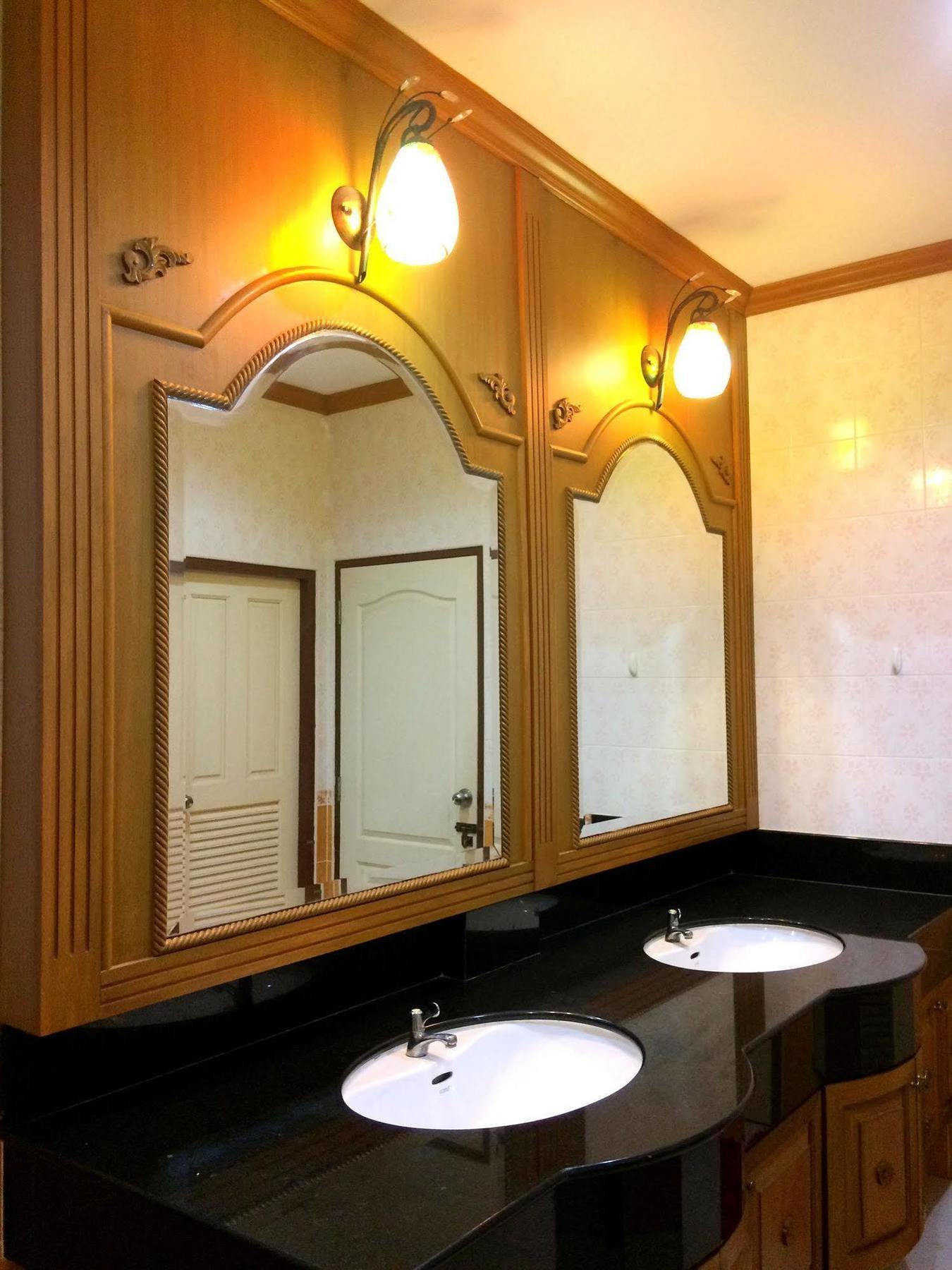 Wake Up Hostel Банкок Екстериор снимка